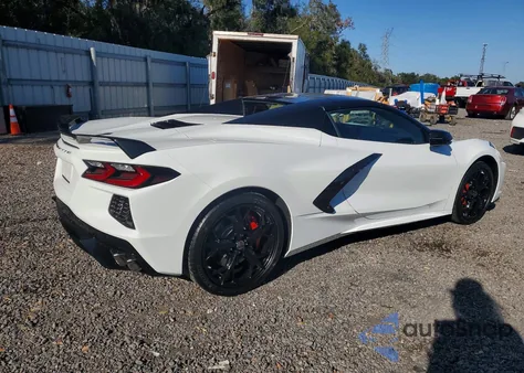 2021 Chevrolet Corvette Stingray 2Lt z USA, uszkodzony, nr VIN 1G1YB3D41M5101156